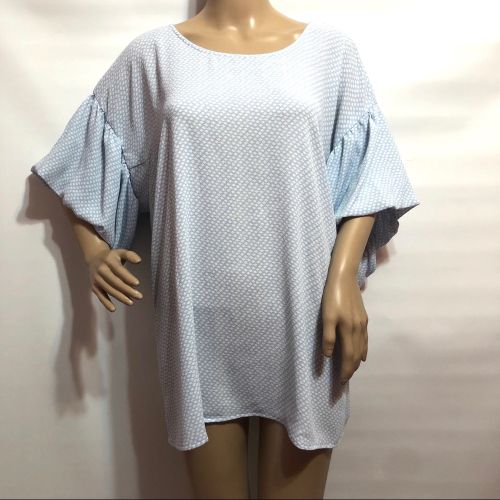 - Vince Camuto blouse blue and white size 3x